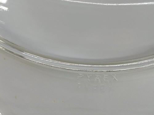 Vintage Pyrex 1 1/2 Quart Divided Casserole Dish With Lid Early American Brown - Picture 7 of 9