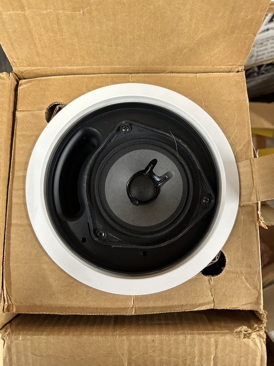 Bose Model 32 White Flush Mount Speaker. Open Box, New Old Stock