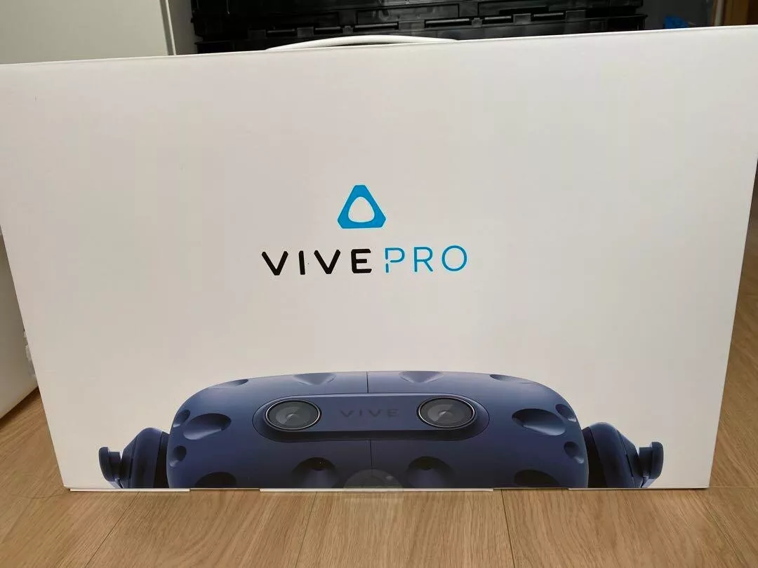 HTC VIVE Pro Series VR Headset 99HANW001-00 - FR