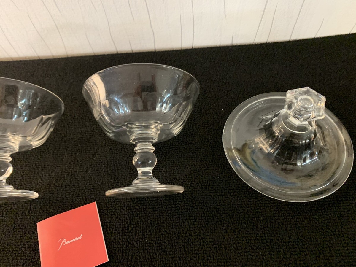 Paire De Drageoirs En Cristal Baccarat – Côté Plat – Etat Très Bon