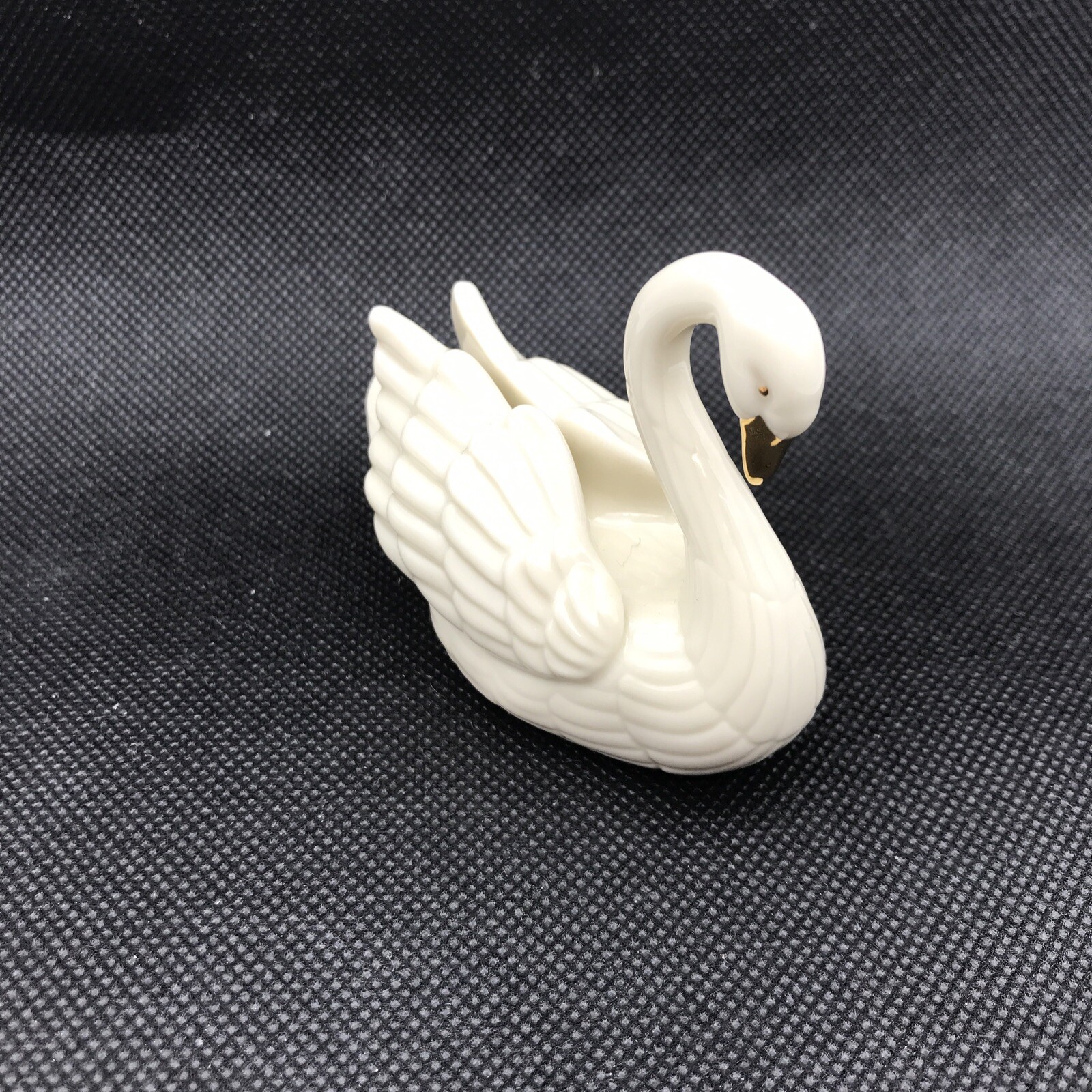 Lenox Swan Figurine Place Card Holder White Gloss Finish 3