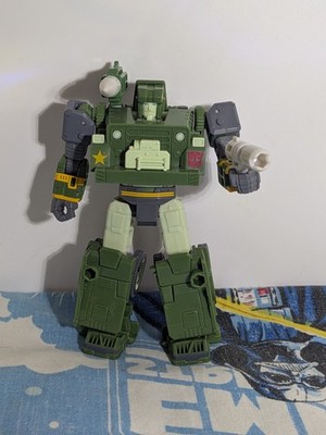 Transformers Generations Selects Legacy United Hound with Weapons