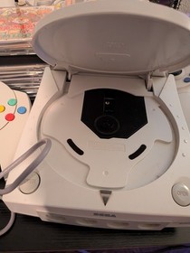 sega dreamcast console bundle - 21 games -  fishing pole, maracas 2 controllers