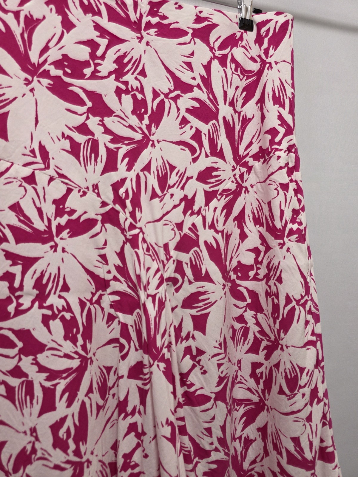 Marks & Spencer Pink & White Floral Knee Length A-Line Skirt Viscose Zip 18 image 3