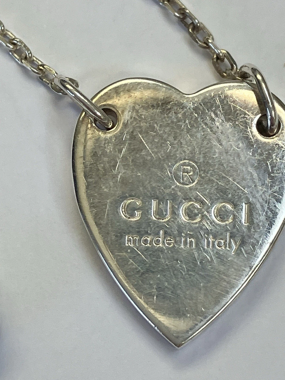 « Bracelet authentique GUCCI en argent sterling avec cadenas cœur » neuf PRIX CONSEILLÉ