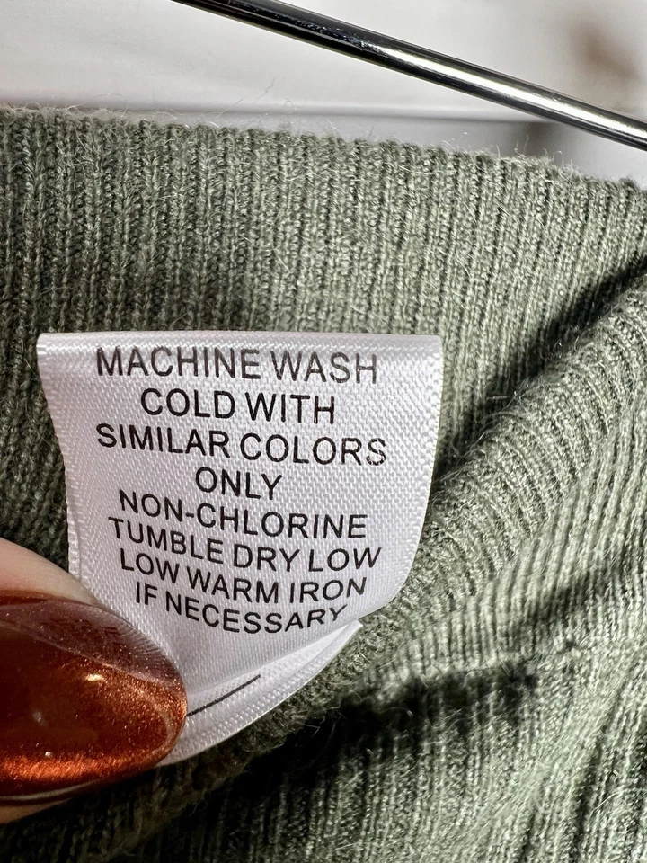 Pantalones Spring + Mercer tiro alto acanalados pierna ancha talla grande verde oliva Foto 4 de 4