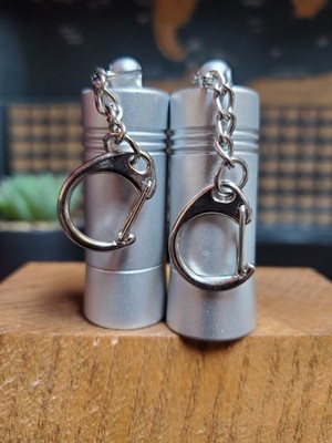  2  Aluminum Alloy Magnetic Keychain Lock with Anti Theft Hook Portable Size