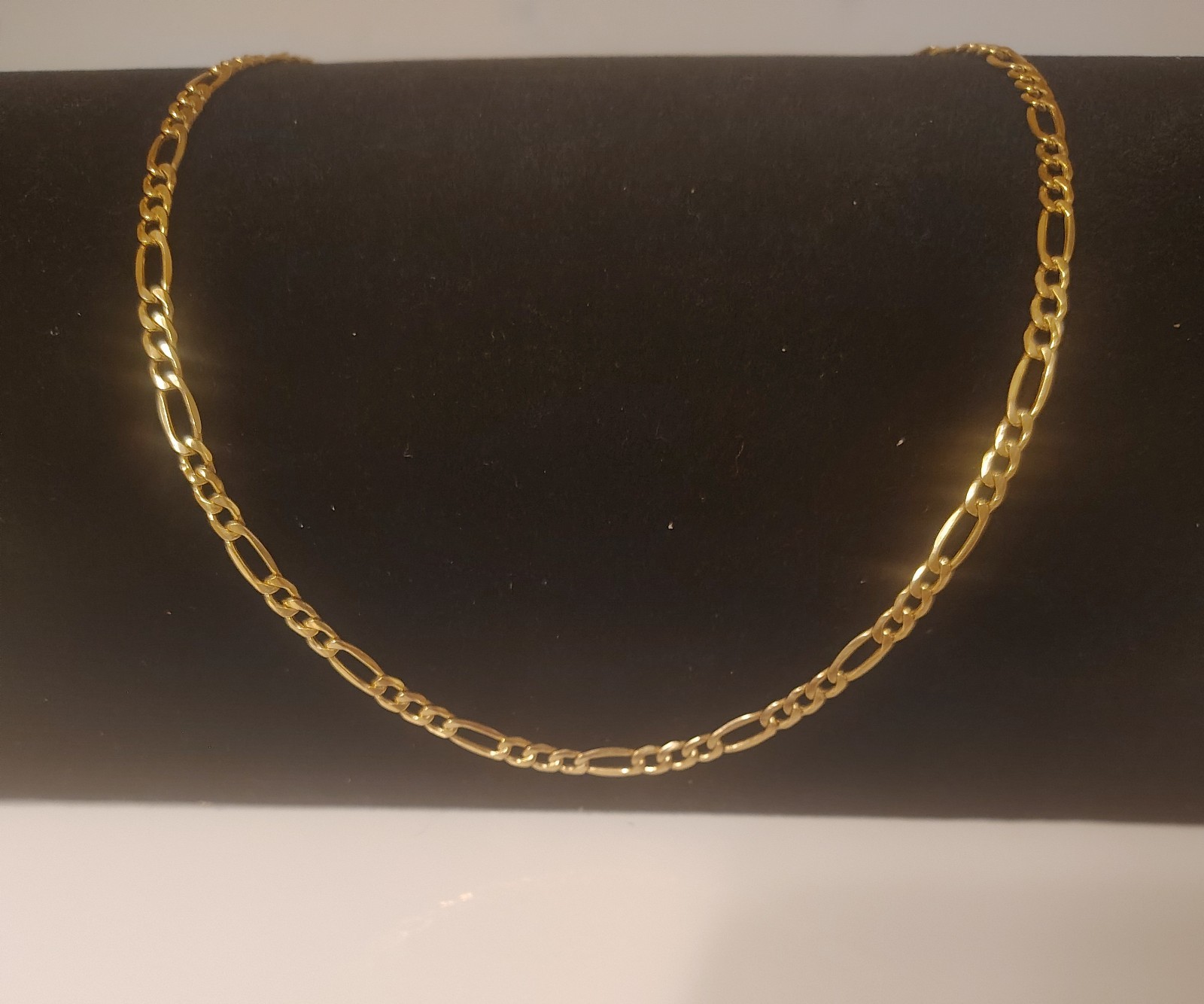 10k Solid Gold Figaro Chain 18" - image 1