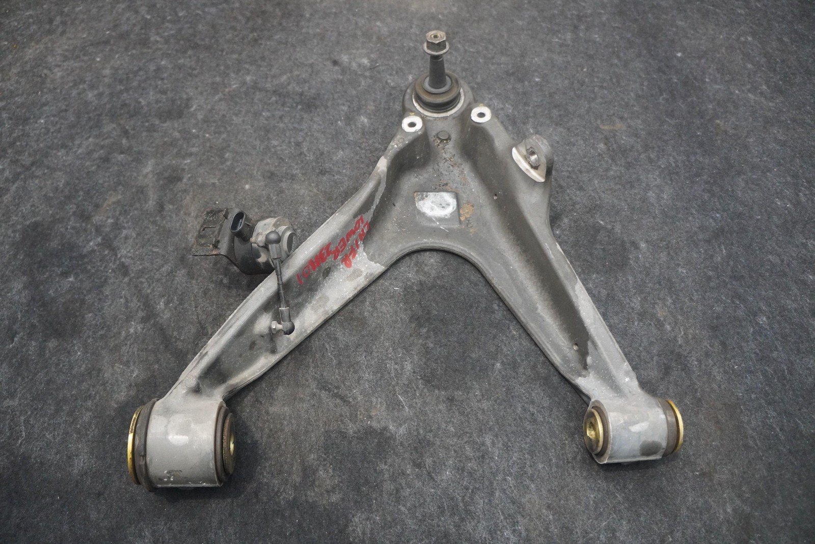 Front Suspension Left Lower Control Arm 20799885 Chevrolet Corvette ZR1 C6 09-13