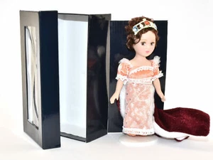 Josephine Beauharnais Royal Splendour Porcelain Dolls Collection ATLAS (110)