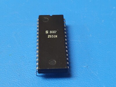 (1 PC) 2651N SIGNETICS Serial IO/Communication Controller, MOS, PDIP28