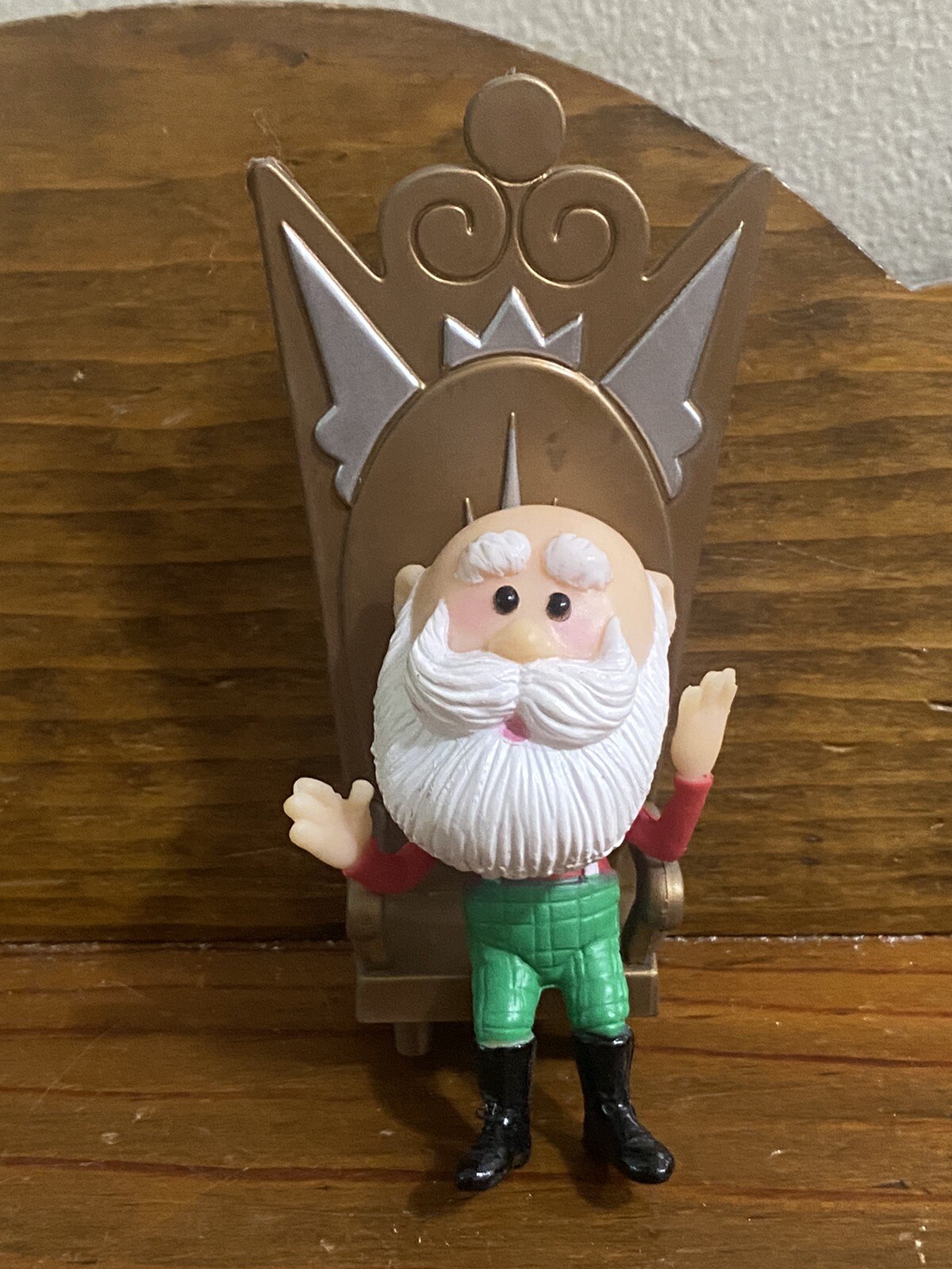 Rudolph The Red Nosed Reindeer Toy Figure Santa Clause On His Throne | eBay