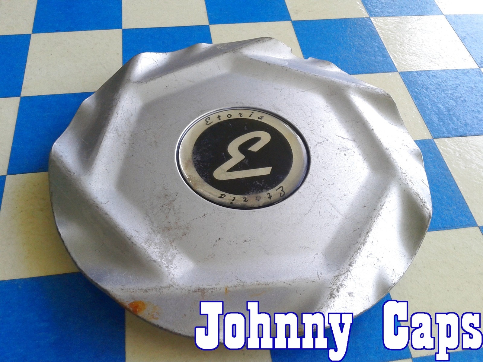 ETORIA 36 Silver Custom Wheel Center Caps CC-061 USED 1pc