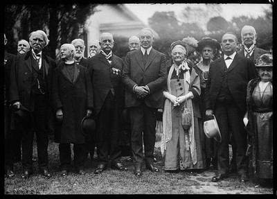 Photo:Washington D.C. Warren G. Harding Group at White House 1921-1923