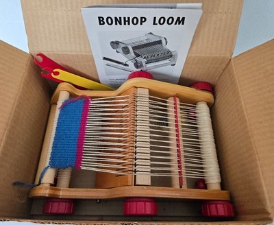 Bonhop Loom Mint in the Box Complete Solid Wood Weaving Tool Toy Vintage 1950's