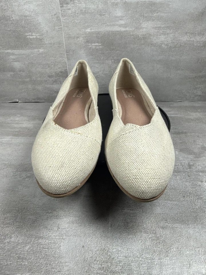 Zapatos TOMS para mujer talla 6,5 crema lona ballet planos sin cordones punta almendra beige Foto 2 de 4