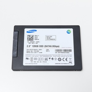 SAMSUNG SSD PM830 128 GB MZ-7PC128D • SATA 3 • 2.5"
