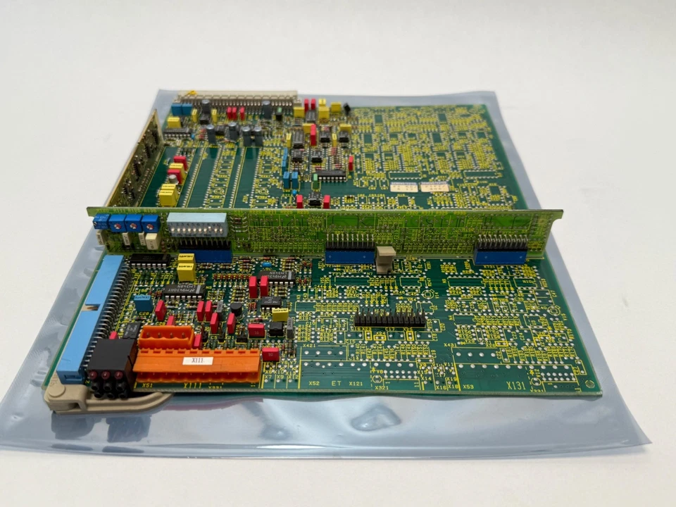 Placa de control Siemens 6RB2100-0NA01 Simodrive 462 110.9070.01 6RB2100-0SA01 Foto 2 de 4