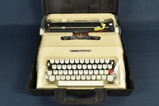 Vintage Olivetti LETTERA 35 Typewriter Manual Typewriter Spain with Case, as-is thumbnail