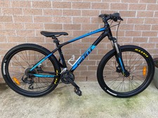 Giant ATX 830 Mountain Bike for sale 