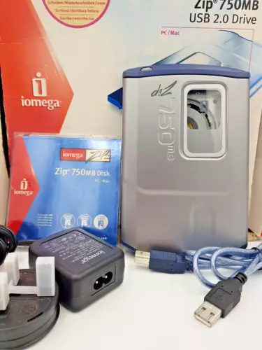 Iomega Zip 750MB USB 2.0 Drive External PC & Mac - Backup - Vintage Computing