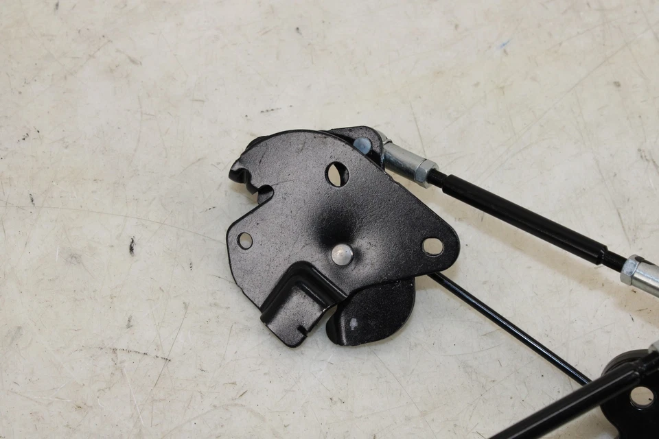 Infiniti Q60 G37 2009-2015 convertible cierre superior pestillo 97096JJ50B OEM MI40 Foto 3 de 4