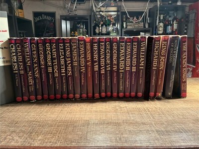 THE LIFE AND TIMES OF THE KINGS AND QUEENS OF ENGLAND 