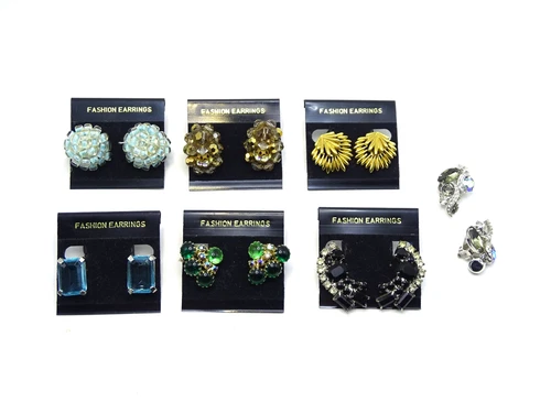 (x7) Vtg. Rhinestone Costume Jewelry Earring Collection Signed KRAMER - B11