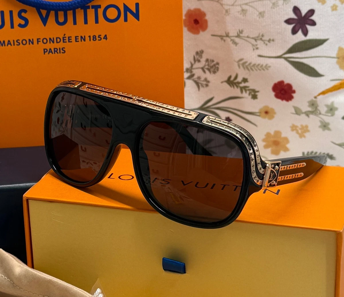 Louis Vuitton Gold Sunglasses for Men for sale | eBay
