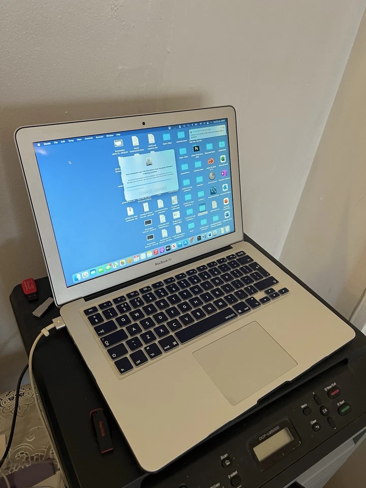 Apple MacBook Air 13" 2013 · i5 · 4GB · 256GB, photo 4 of 5
