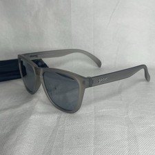 Goodr No Slip/Bounce Running Sunglasses Smoke Gray Going to Valhalla  Witness 