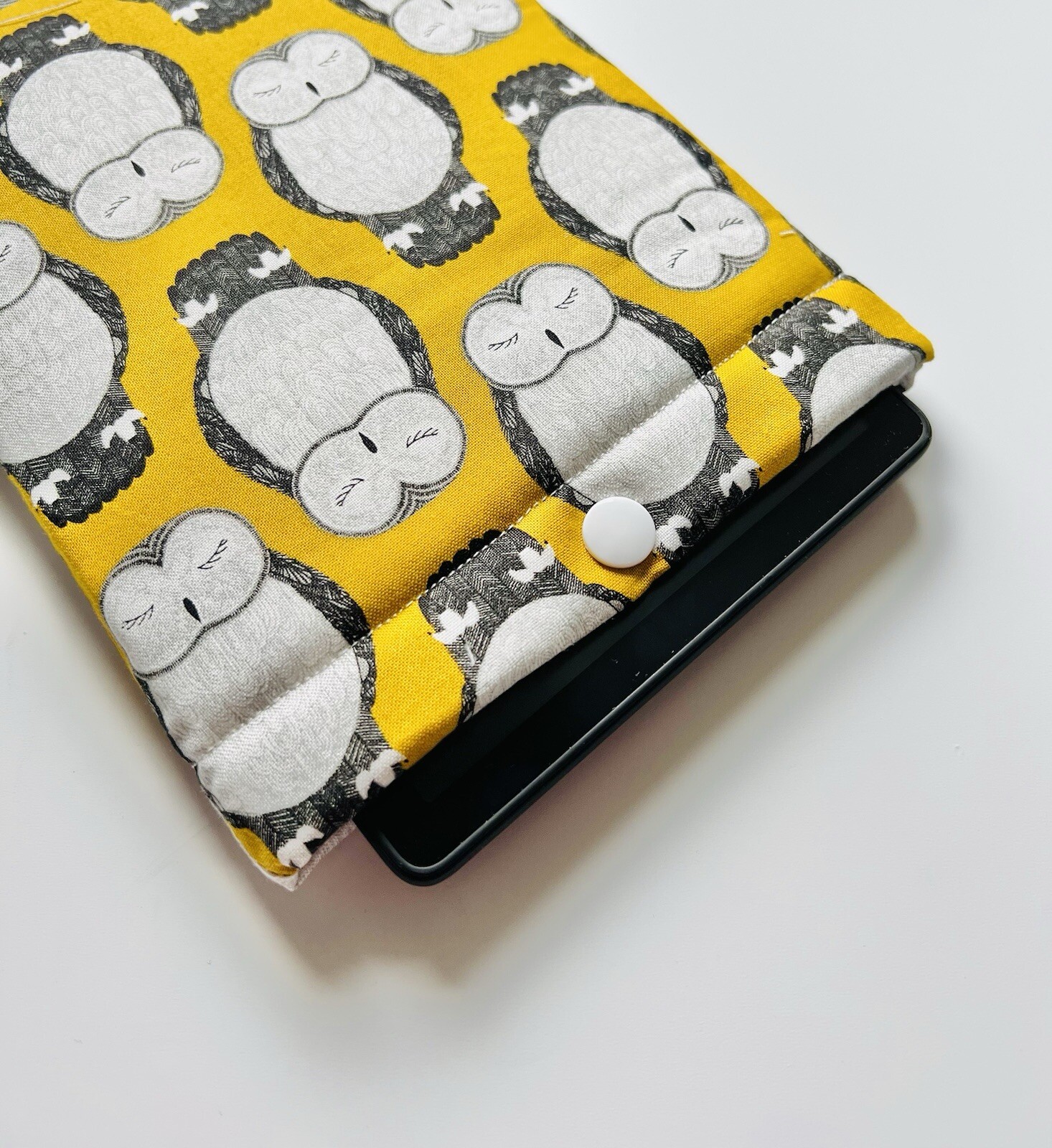 Kindle Padded Protective Sleeve with Cute Owl Print Handmade Case  -image