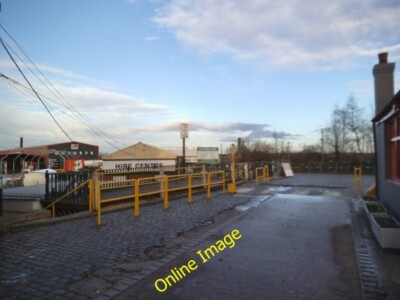 Photo 6x4 Carvers View Wolverhampton Carvers Builders Merchants are a lon c2013
