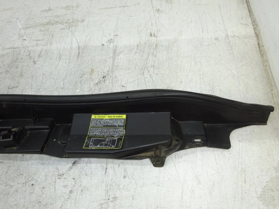 Ford E-450 Super Duty 2008-2015 furgoneta soporte radiador cubierta protector OEM DE220964 Foto 2 de 4