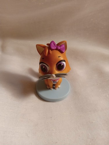 Disney Mia Cat Figure 2 inches