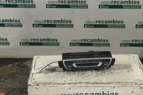 Bloc commande aeration tableau de bord chauffage ventilation climatisation laguna Renault Megane 3 - Équipement auto Bloc commande aeration tableau de bord chauffage ventilation climatisation laguna Renault Megane 3 - Équipement auto