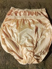 2 Pair Size 7 vintage Hanes Her Way 100 Captiva nylon panties w/Lace Super Soft