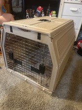 Nylabone Pet Kennel Carrier Collapsible Crate 27x 20.5x19 READ Discolored Crk