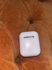 White Wireless Earbuds AirPods