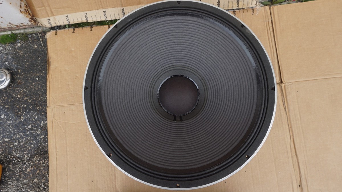 1 ) JBL 2245H modified to 2240H 18 inches Low Frequency 8 Ohm