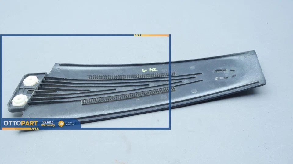 2013-2019 BMW 650i GRAN COUPE Rear Left Side Exterior B Pillar Trim Cover OEM - Image 2 of 4