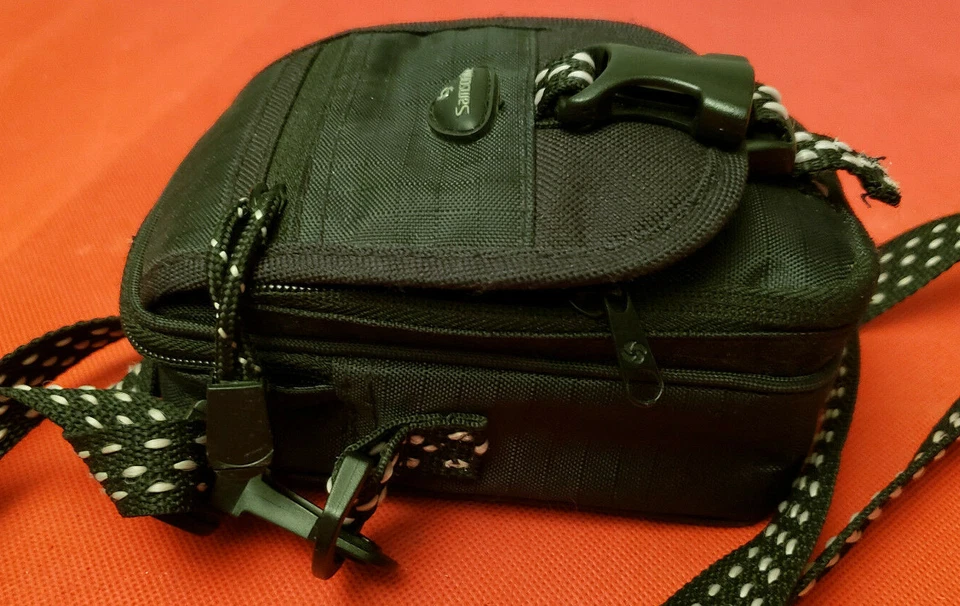 SAMSONITE CAMERA PHOTO BAG 5 POCKET W/ SHOULDER STRAP & BELT LOOP 803BK - BLACK - Image 4 of 4