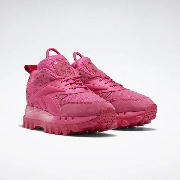 REEBOK X CARDI B WOMEN S CLASSIC LEATHER ATHLETIC SNEAKER PINK