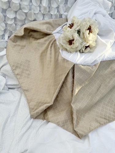 Croscill beige QUEEN DAMAST Bett Rock maßgeschneidert modern modern DIAMANT