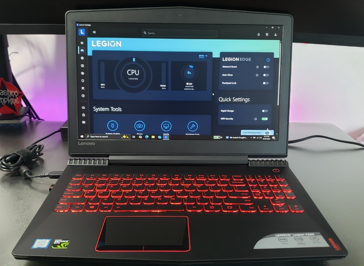 Lenovo Legion Y520-15IKBM gaming laptop i7 7700hq, GTX 1060 MaxQ