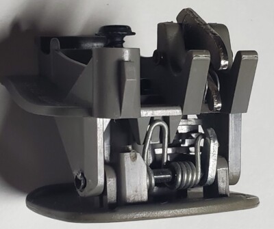 2000 Buck Century Glove Box Latch - Seananon Jopower