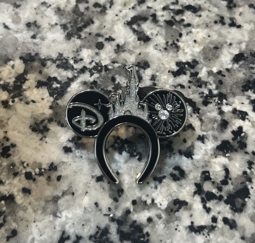 Super Chaser 2025 WDW Hidden Disney Mickey Cinderella Castle Ear Headband Pin