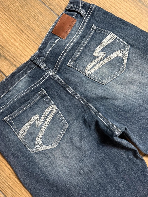 Y2K ladies jeans size 14/16 embroidered pockets boot cut