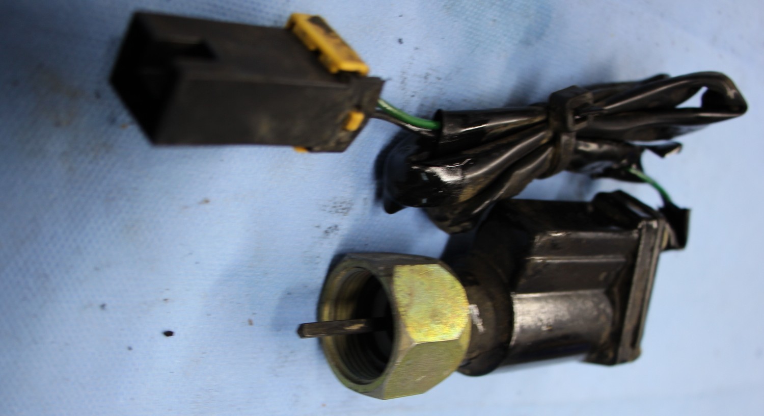 ROLLS ROYCE SPEEDOMETER CABLE SENSOR
