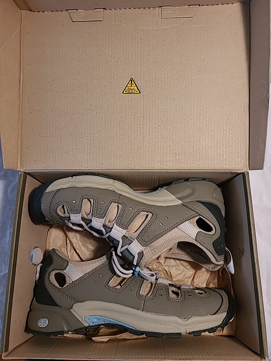 Sandalo scarpa da trekking donna taglia 9 KEEN Butte Brindle Air Blue nuovo con scatola